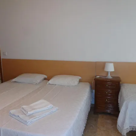 Portuense Local Гостевой дом 3*