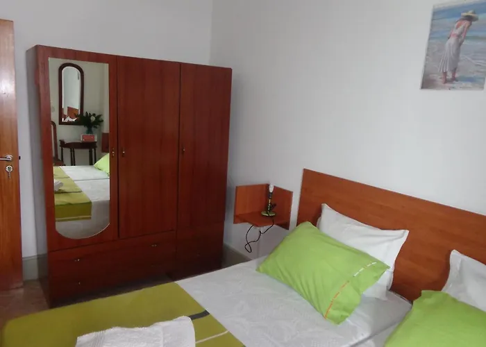 Portuense Local Affittacamere 3*