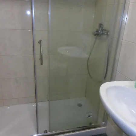 Pensión Portuense Local 3*